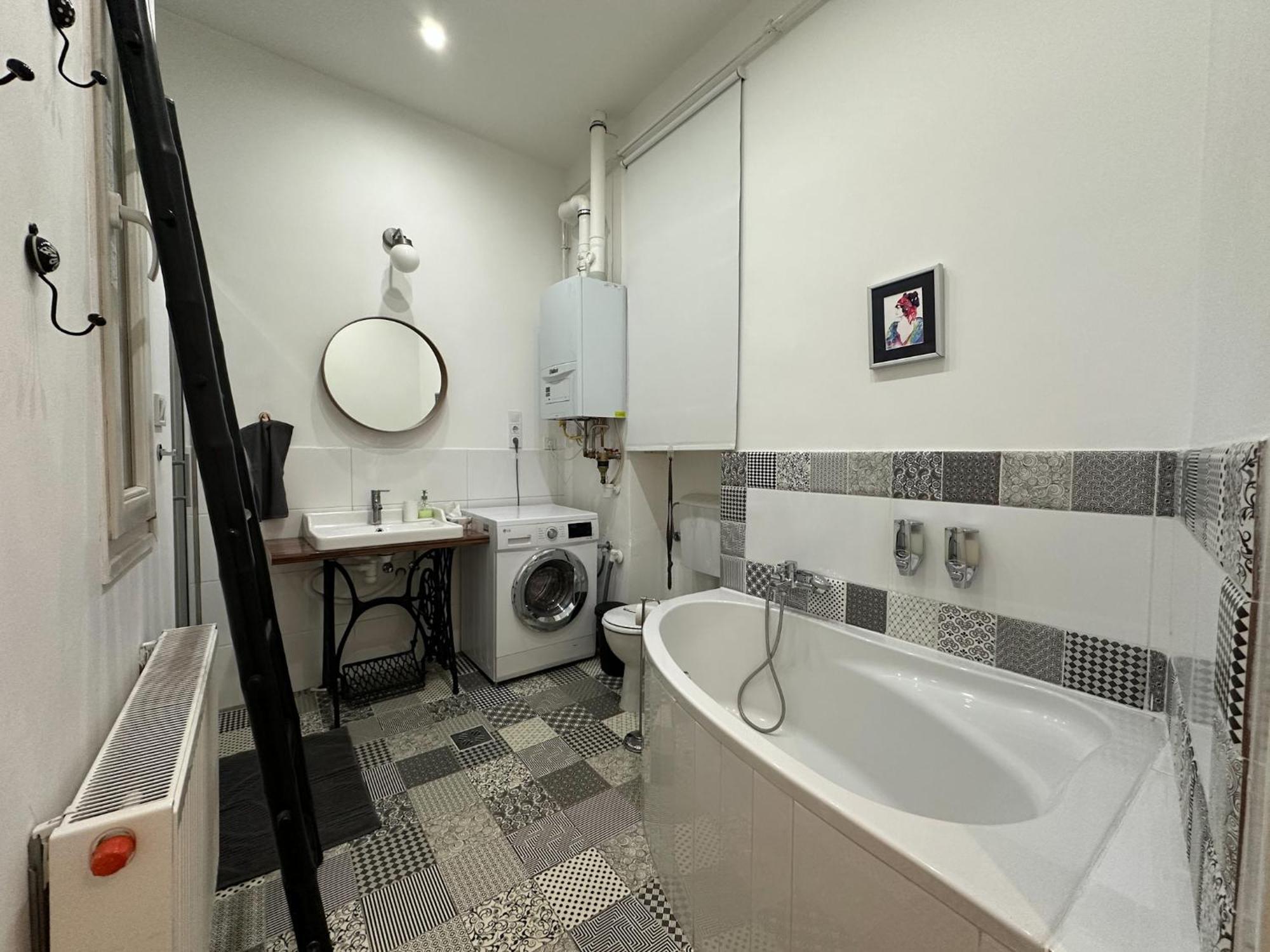 Spacious 4Br Oasis In Central Budapest - Bp Sky Екстериор снимка